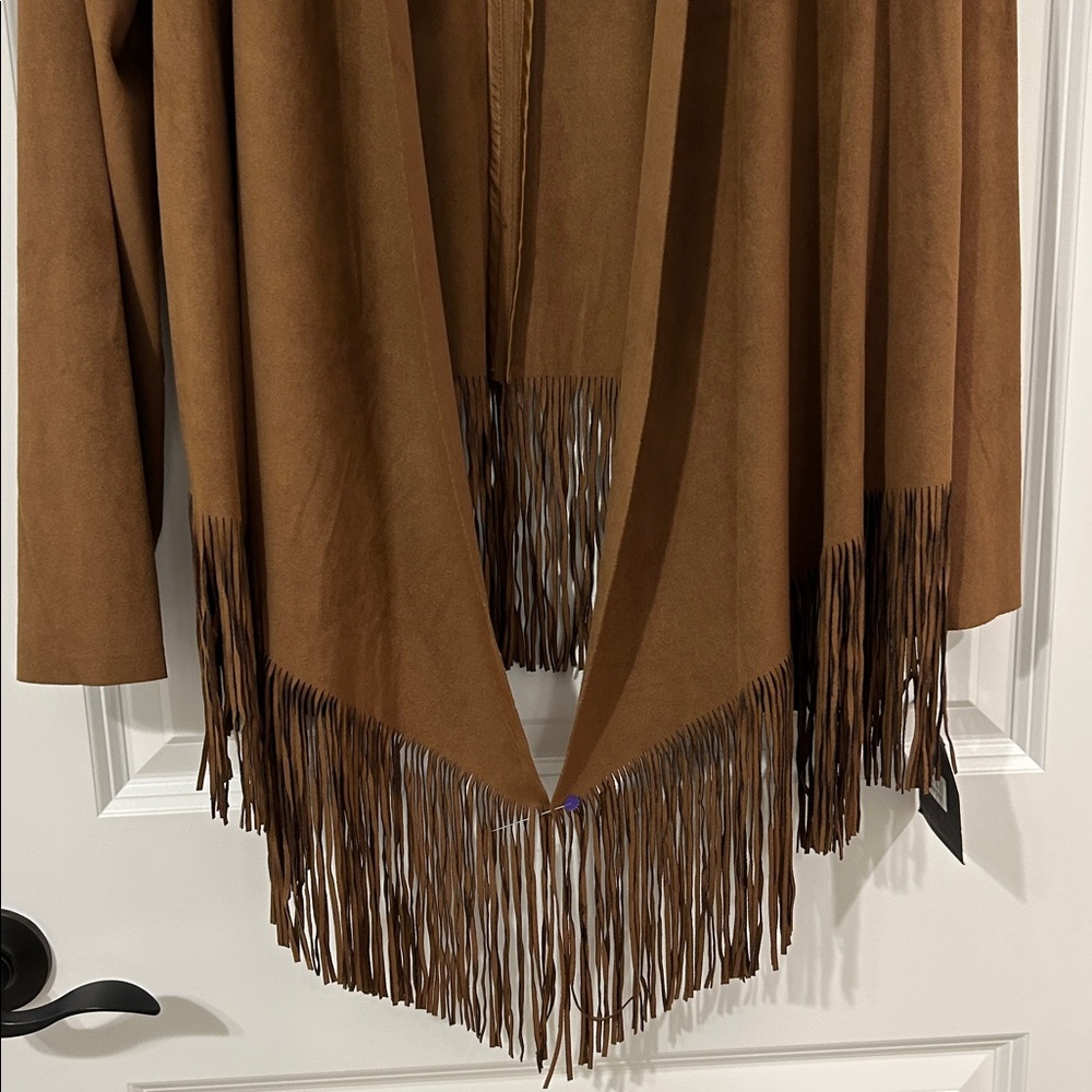 Marc New York western Fringed Cowgirl Poncho wrap faux suede BoHo Cape NWT - Picture 4 of 14
